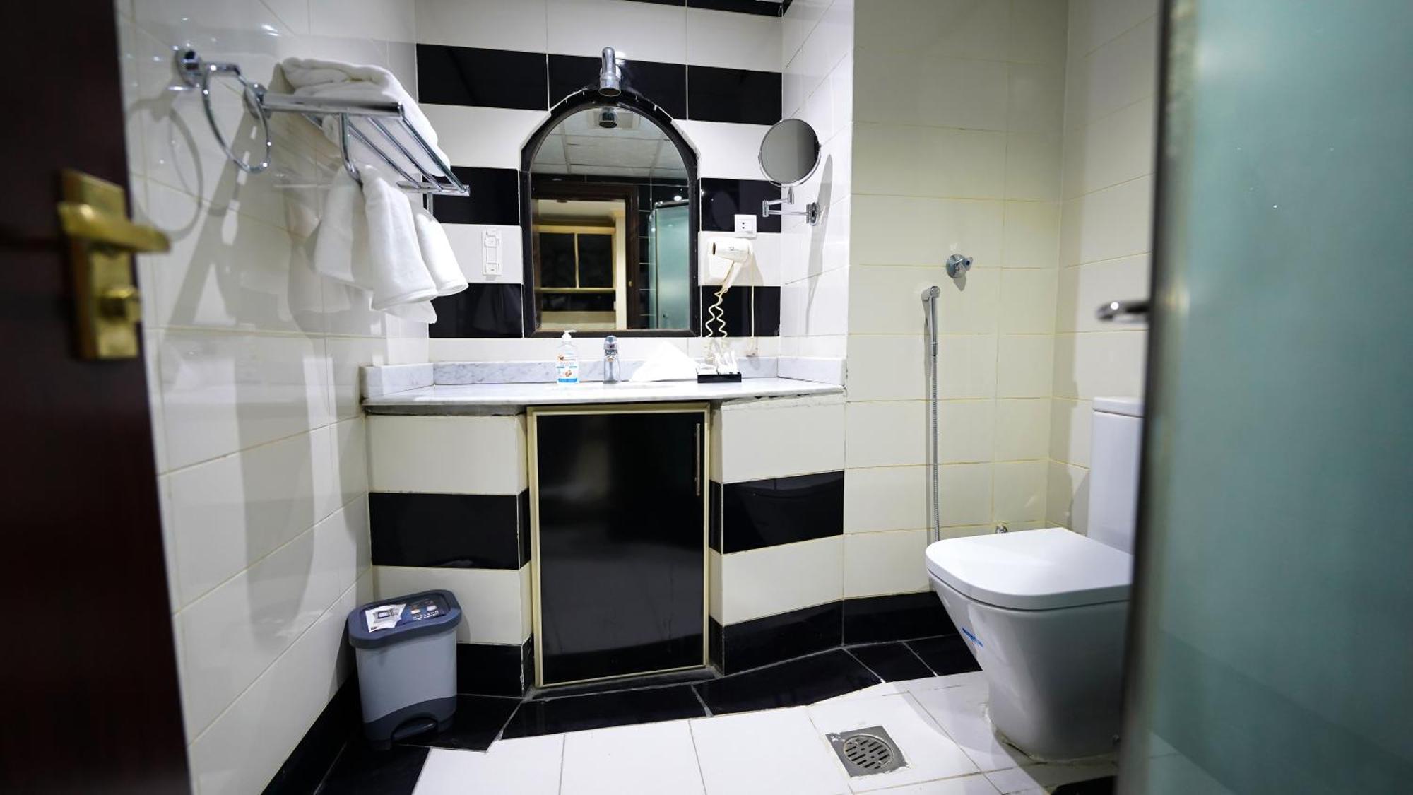 Al Kiram Hotel Al Azizia Mekka Eksteriør billede